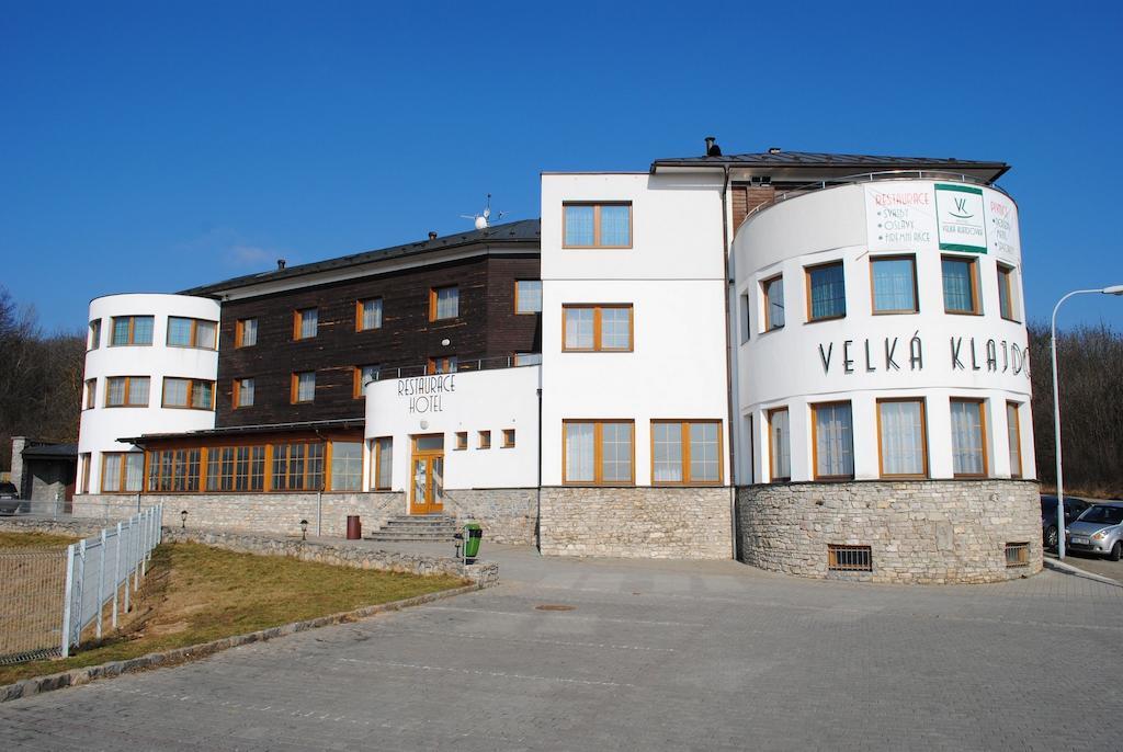 Hotel Velka Klajdovka Брно Экстерьер фото